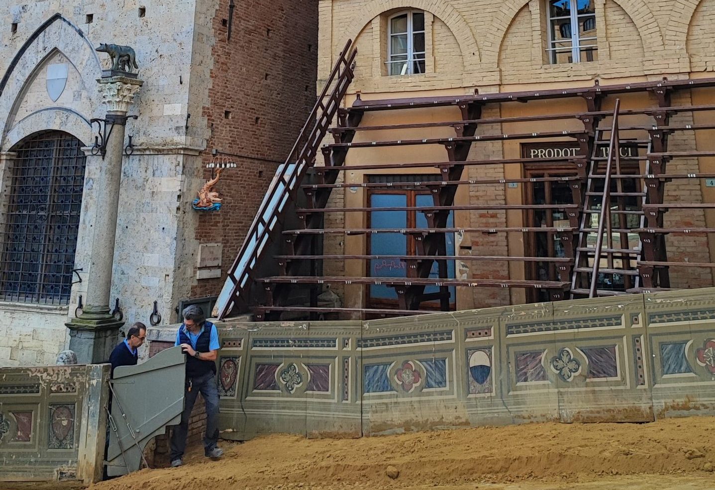 palchi piazza del campo