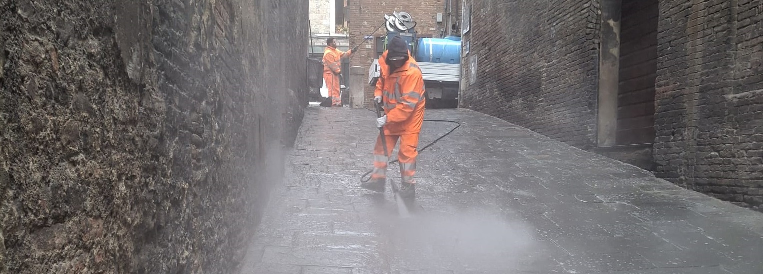 Sei Toscana - Pulizia e igienizzazione del centro storico