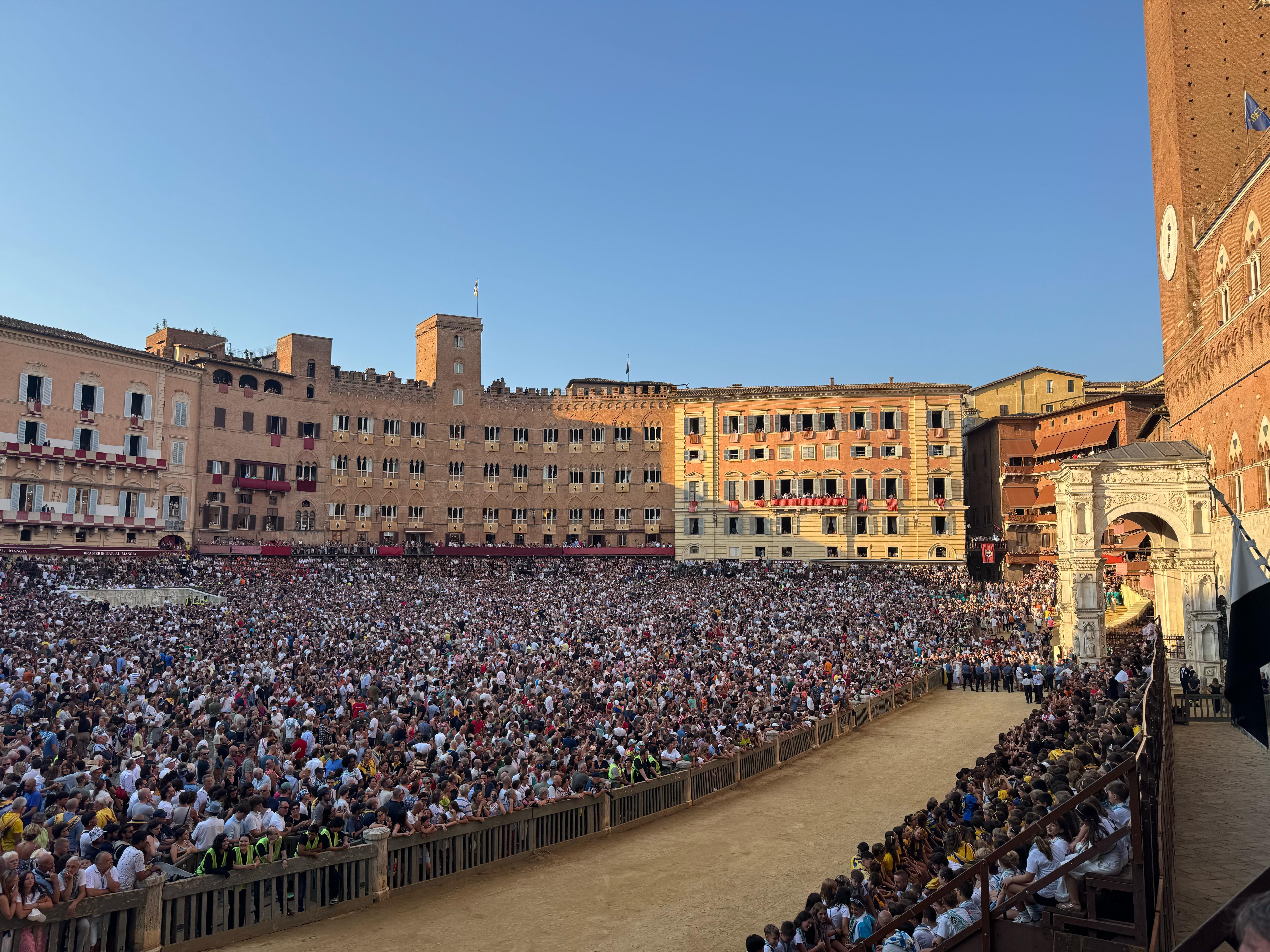 Piazza del Campo prima della prova serale