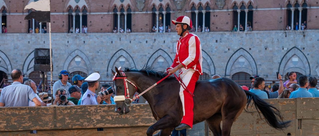 La Giraffa vince la seconda prova del Palio del 16 agosto 2026
