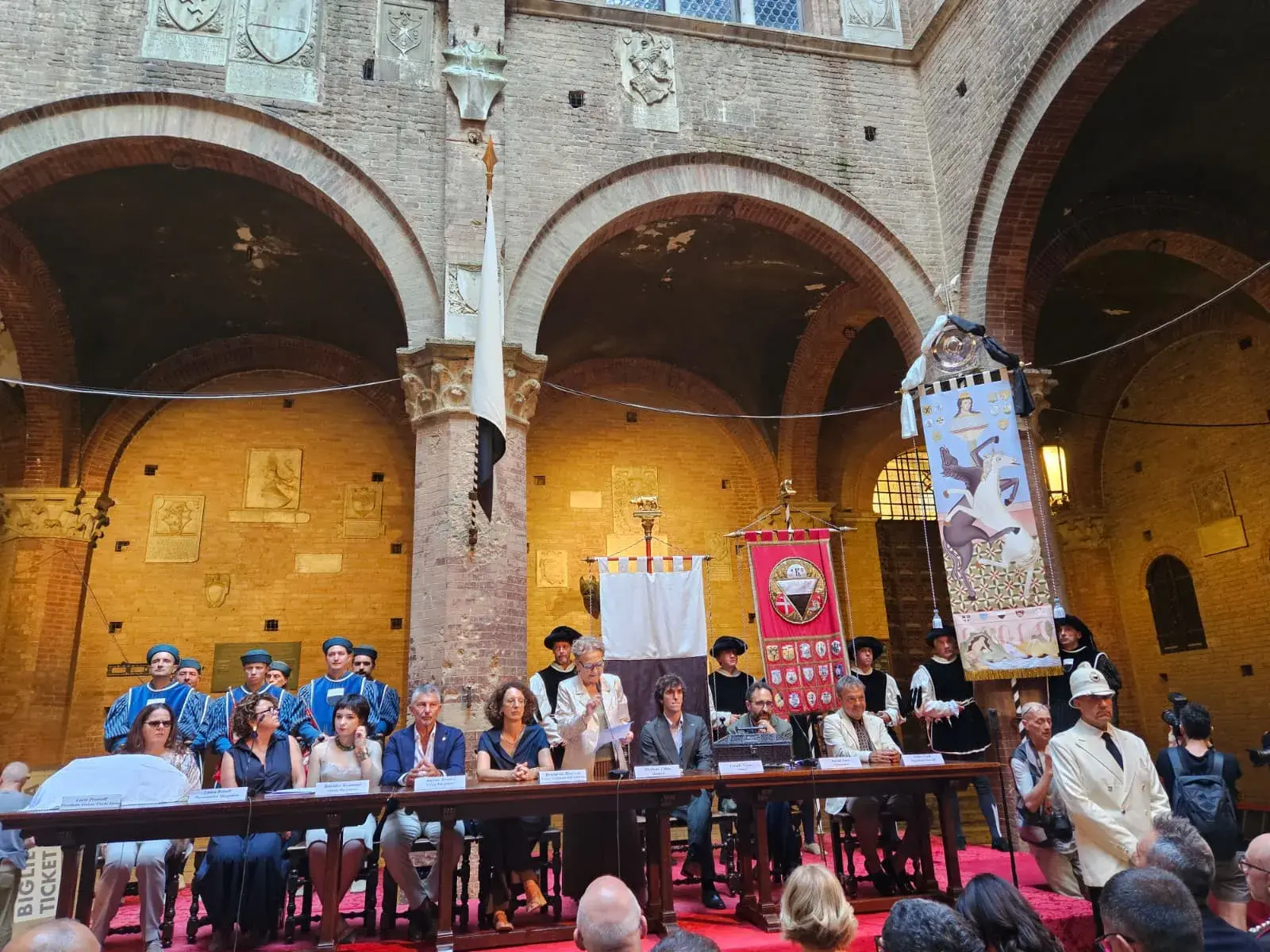 Presentazione del Palio del 2 luglio 2026
